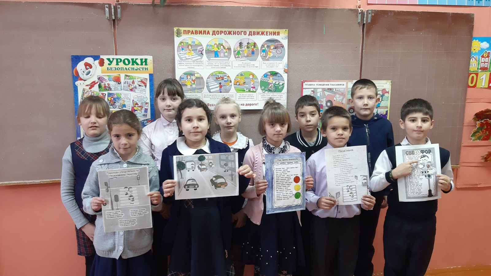 Фотографии школы.